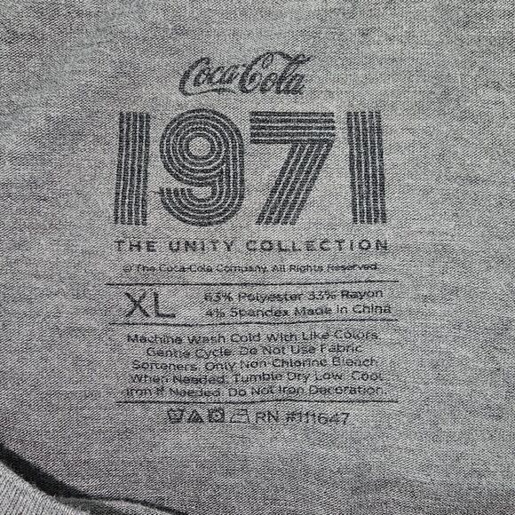 Coca-Cola Unity Collection Maurice's 1971 Vintage Flag Graphic Gray Soft Blend - Picture 10 of 13